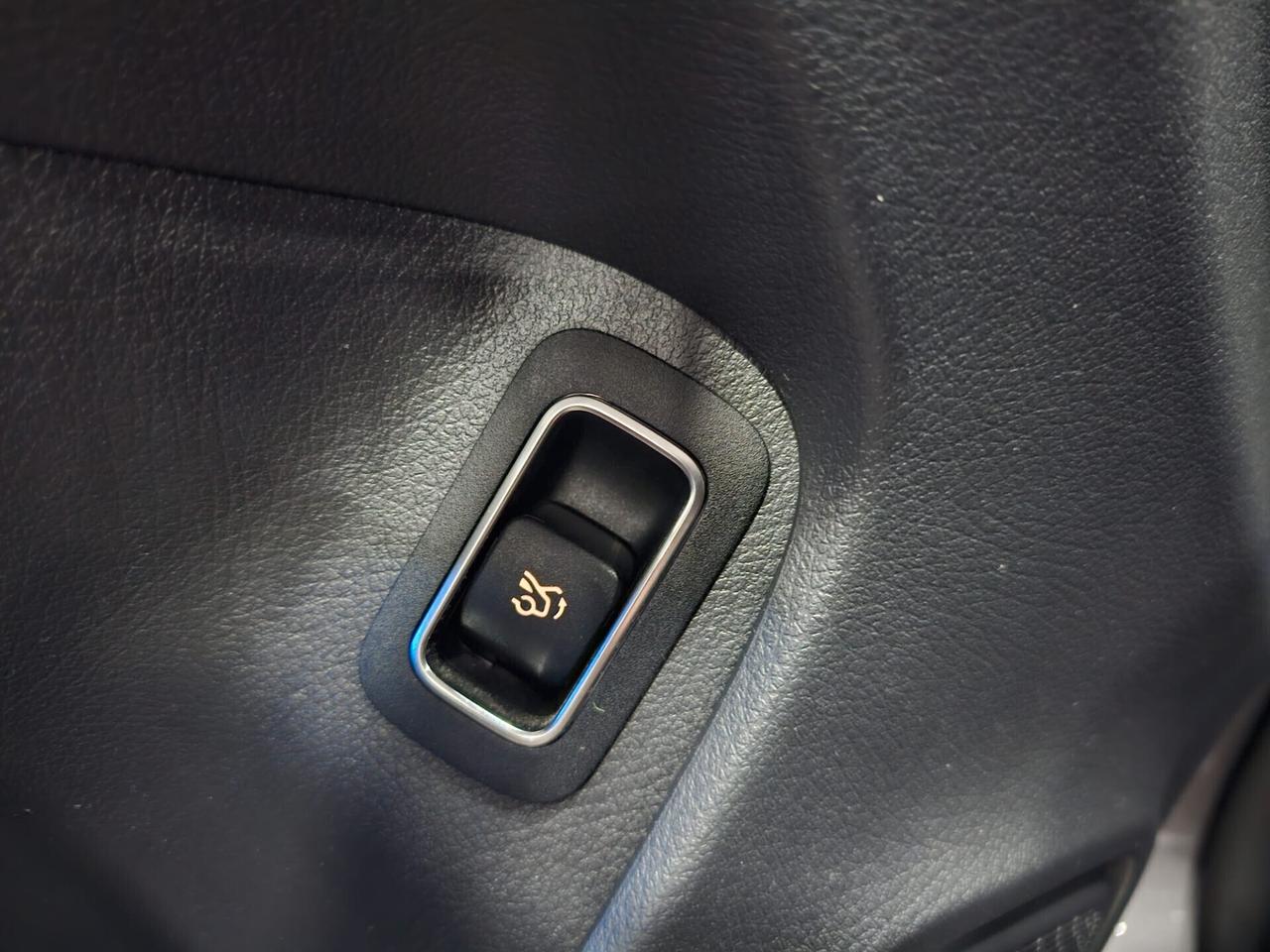 NUOVA MERCEDES-BENZ CLA 200d PREMIUM AMG LINE 2.0d 150CV AUTOMATIC