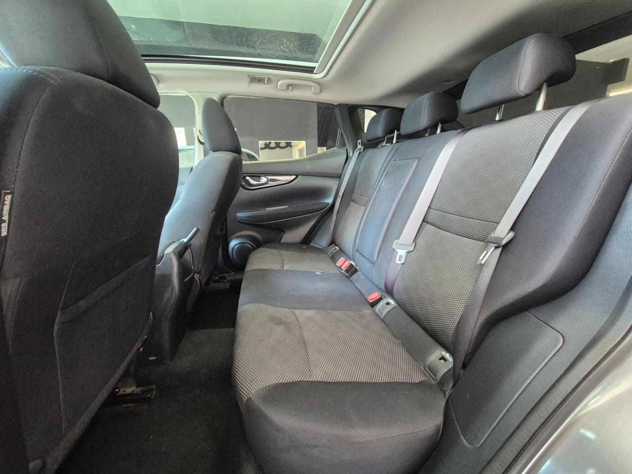 Nissan Qashqai 1.5 dCi N-Connecta