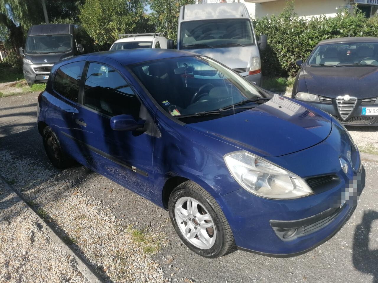 Renault Clio Storia 1.2 16V 3 porte Dynamique