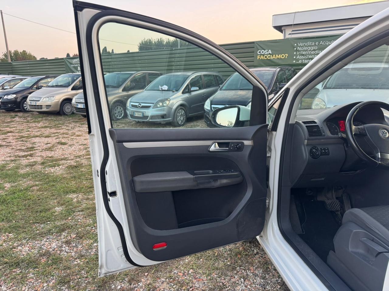 Volkswagen Touran 1.9 TDI 105CV DPF Trendline DSG