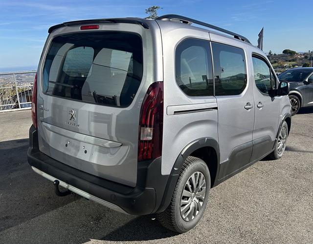 PEUGEOT Rifter BlueHDi 100 S&S Allure Pack Standard