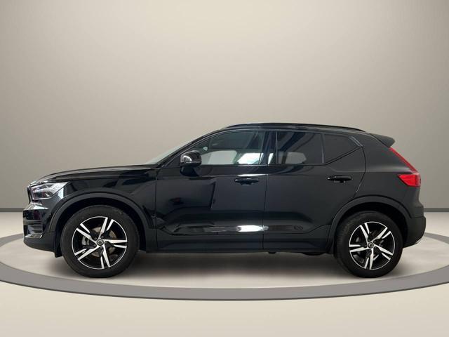 VOLVO XC40 D3 R-design