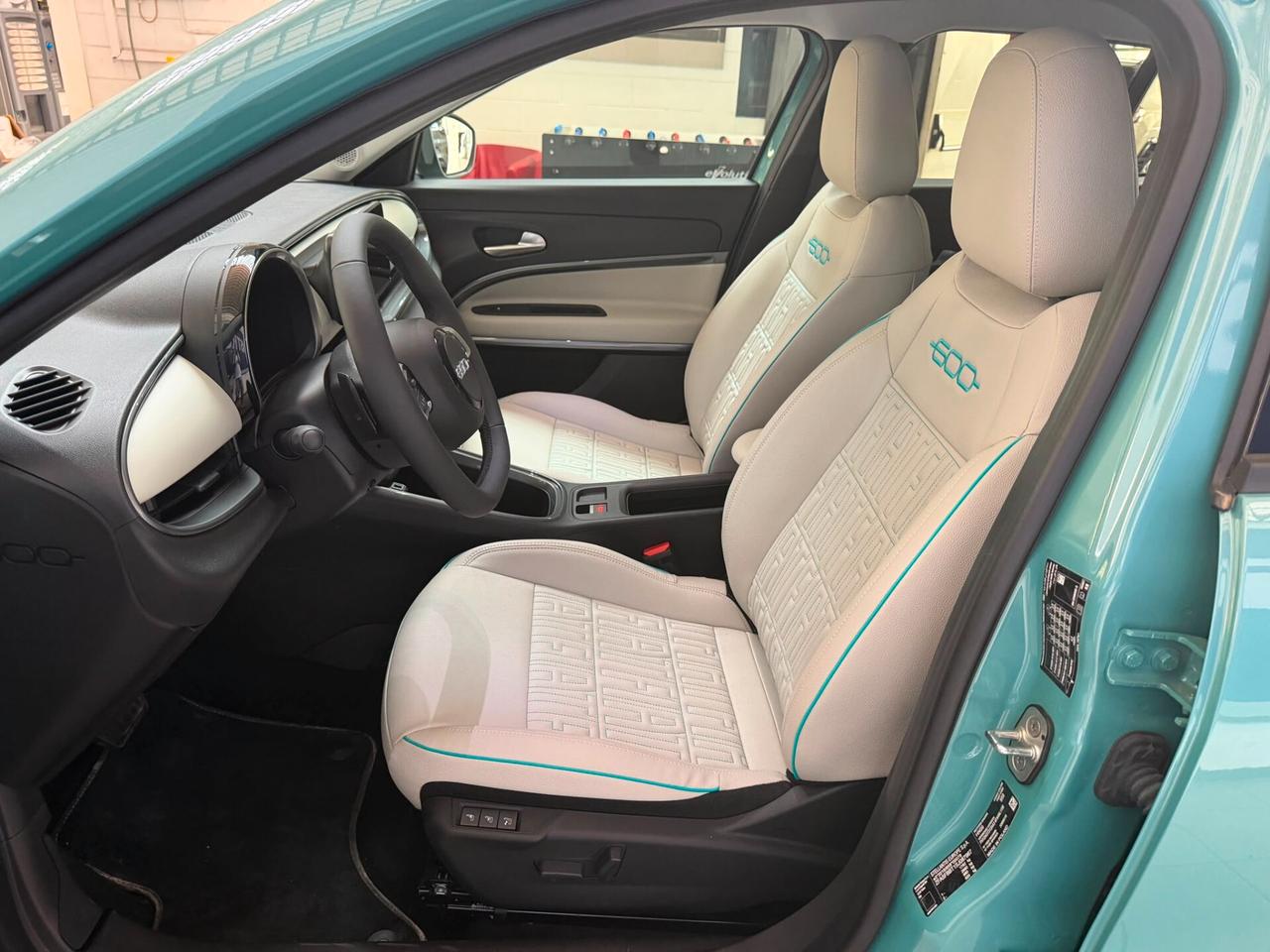 Fiat 600 Hybrid 145 CV DCT MHEV La Prima II