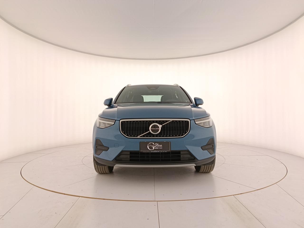 VOLVO XC40 2023 - XC40 2.0 b3 Core auto