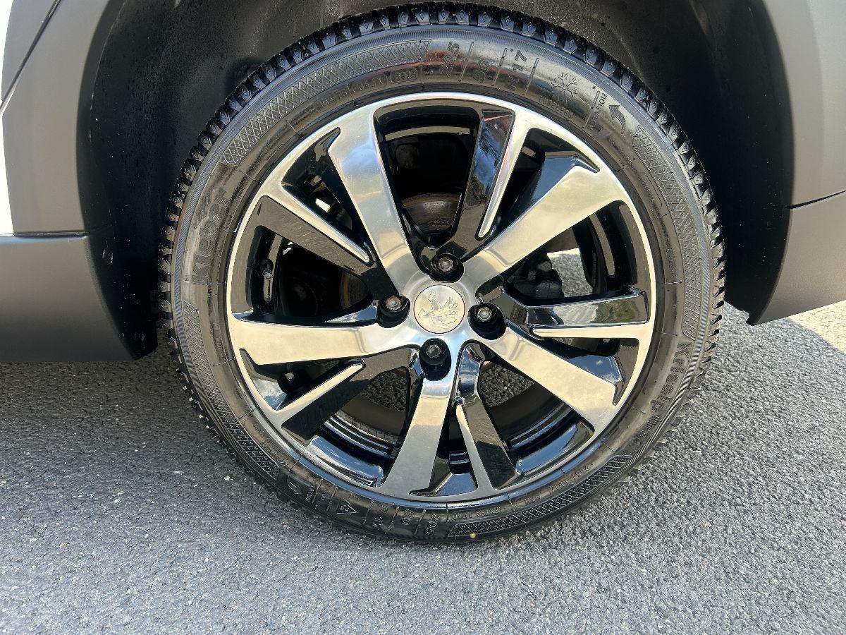 PEUGEOT - 2008 - 1.6 BlueHDi 100 CV Allure