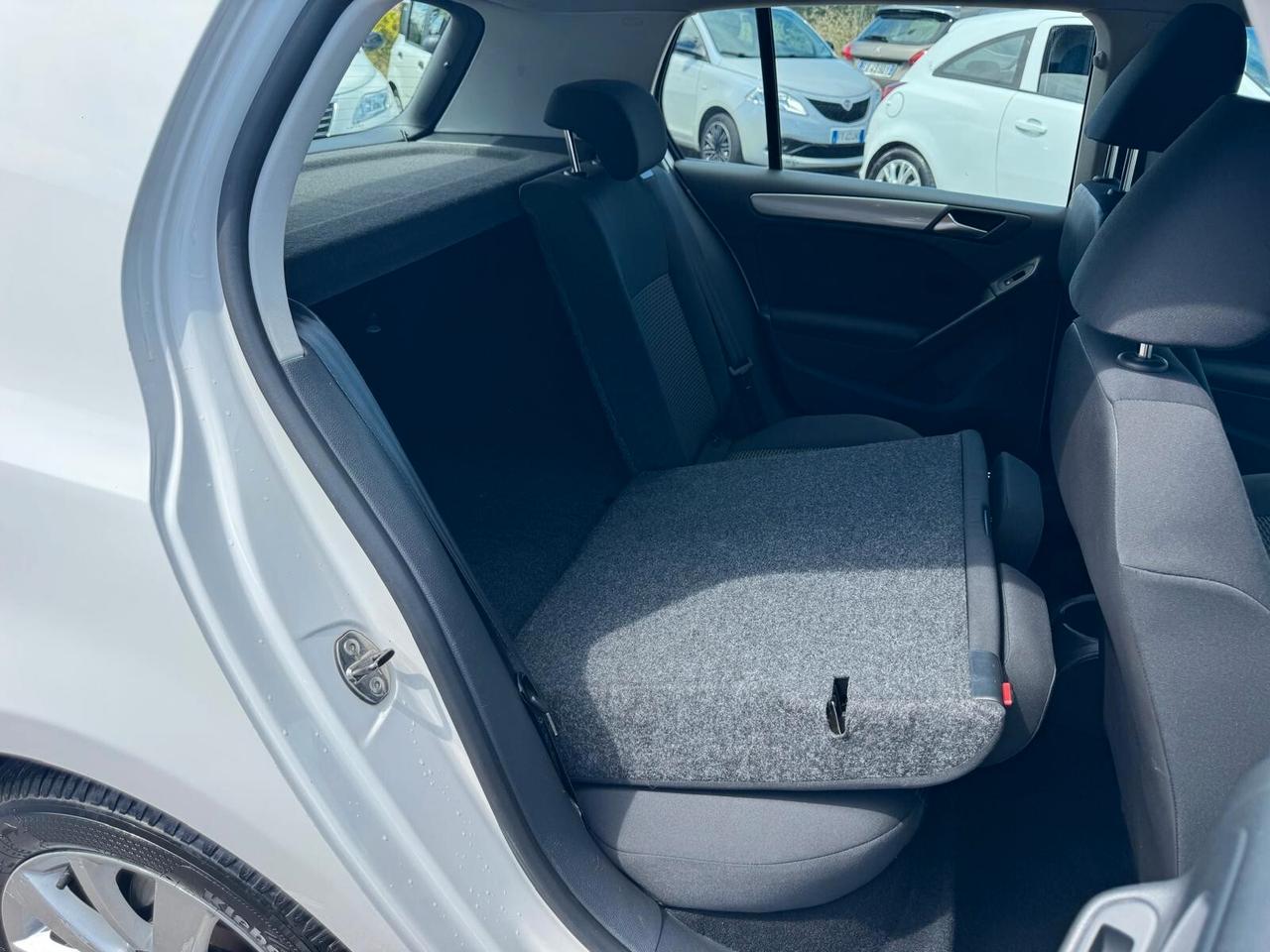 Volkswagen Golf 6 1.6 TDI 105CV 5P TRENDLINE 2012