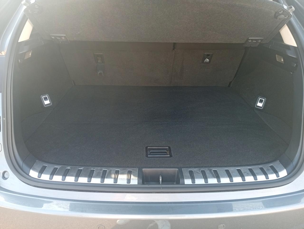 Lexus NX 300h Hybrid 4WD Executive