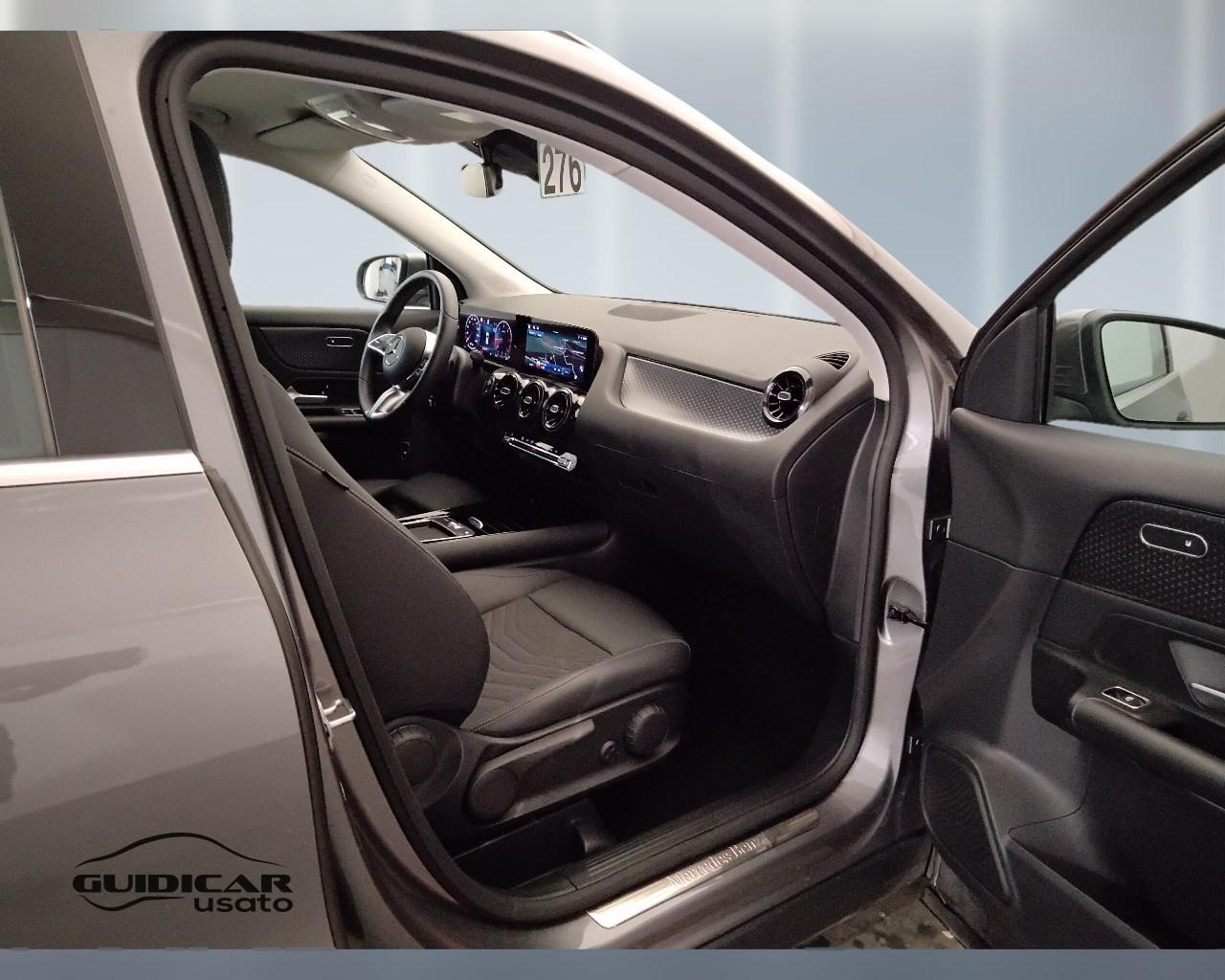 Mercedes-Benz GLA-H247 2023 - GLA 180 d Advanced auto