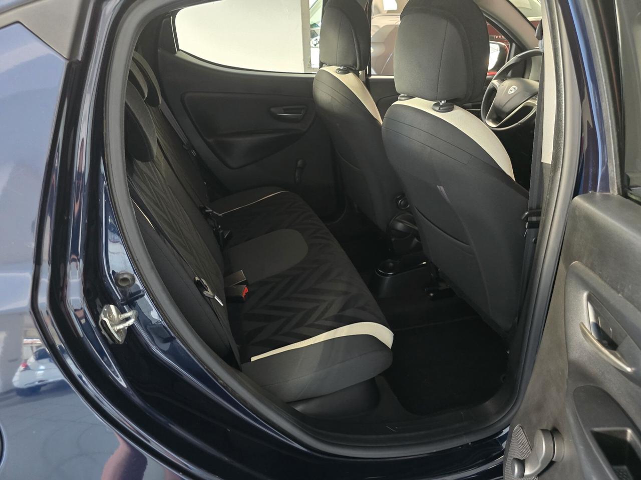 Lancia Ypsilon 1.2 GPL Ecochic Platinum