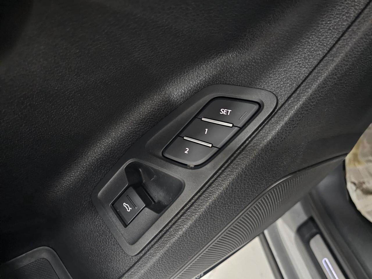 NUOVA AUDI RSQ3 SPORTBACK 2.5 BENZ 400CV S-TRONIC BLACKLINE