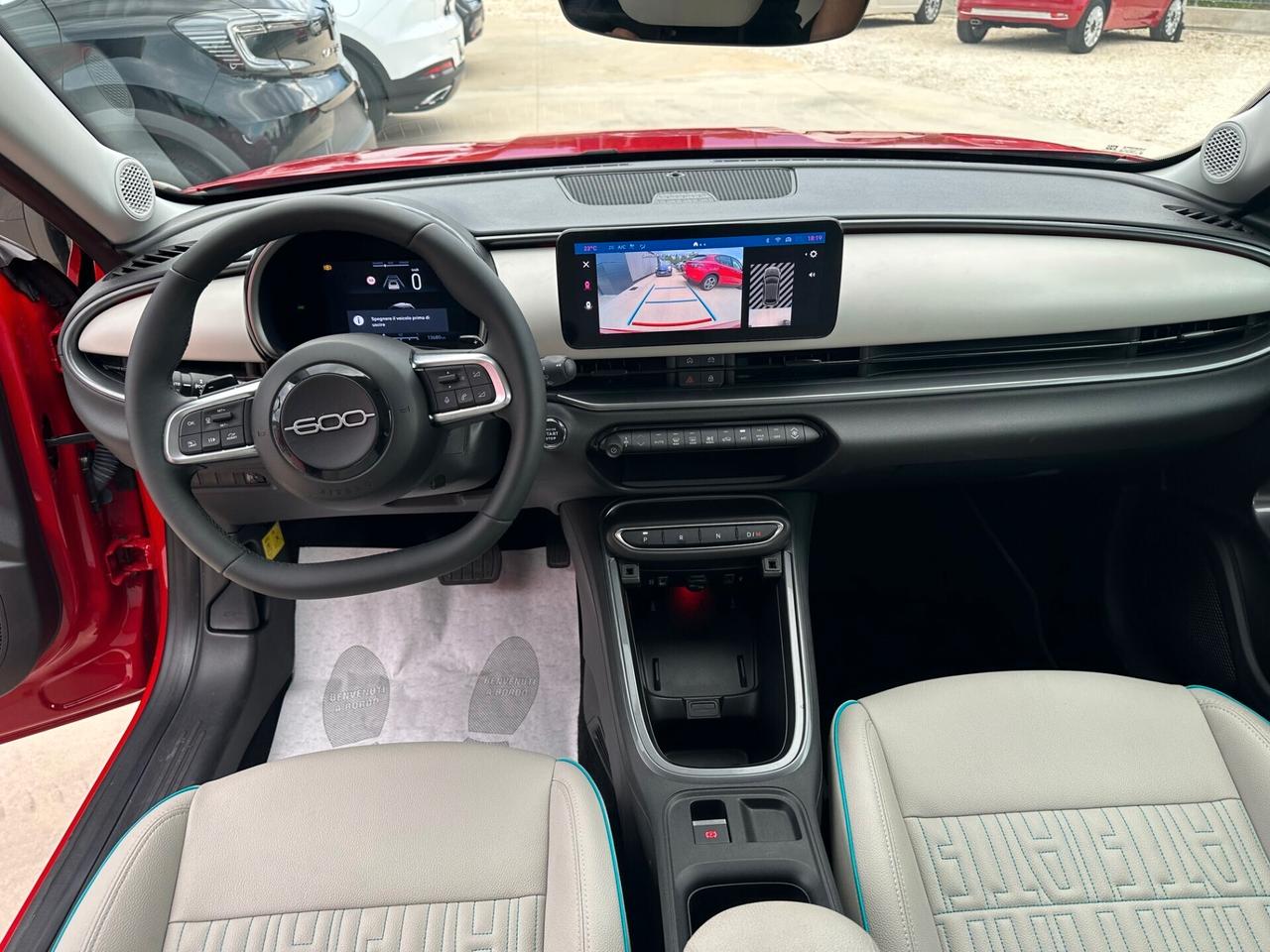 Fiat 600 Hybrid 100 CV DCT MHEV La Prima