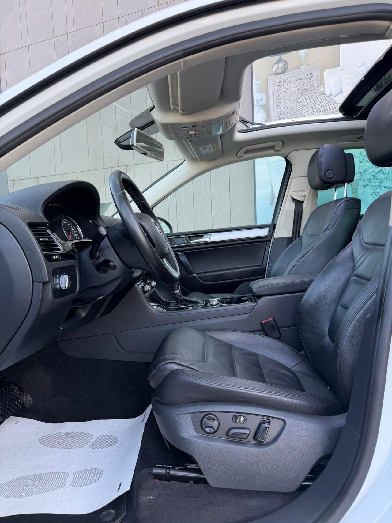 Volkswagen Touareg 3.0 TDI 204 CV tiptronic BlueMotion Techn. Executive