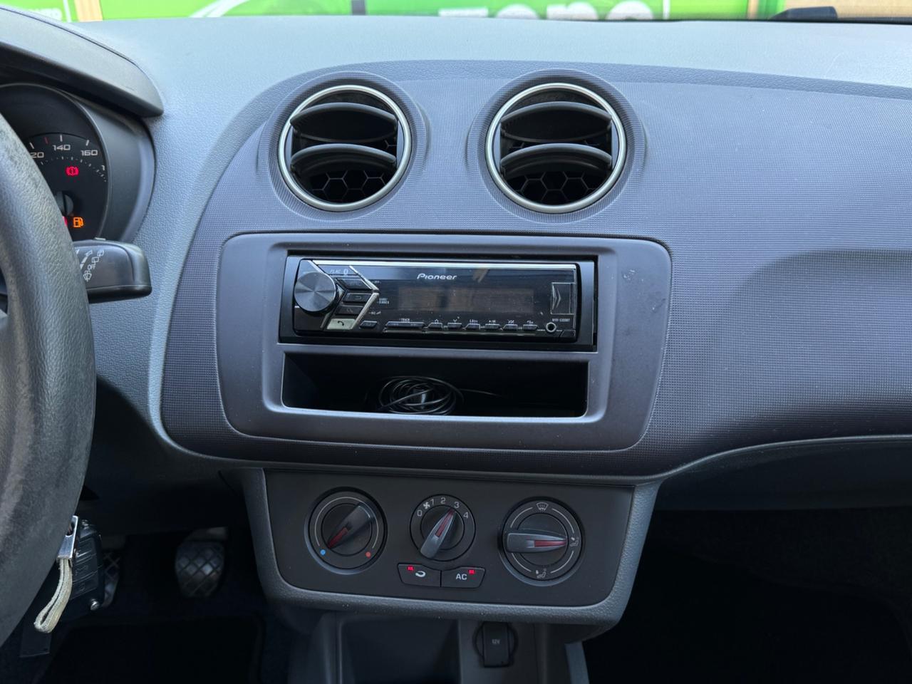 Seat Ibiza 1.2 70 CV 3 porte NEOPATENTATI TUTTA TAGLIANDATA