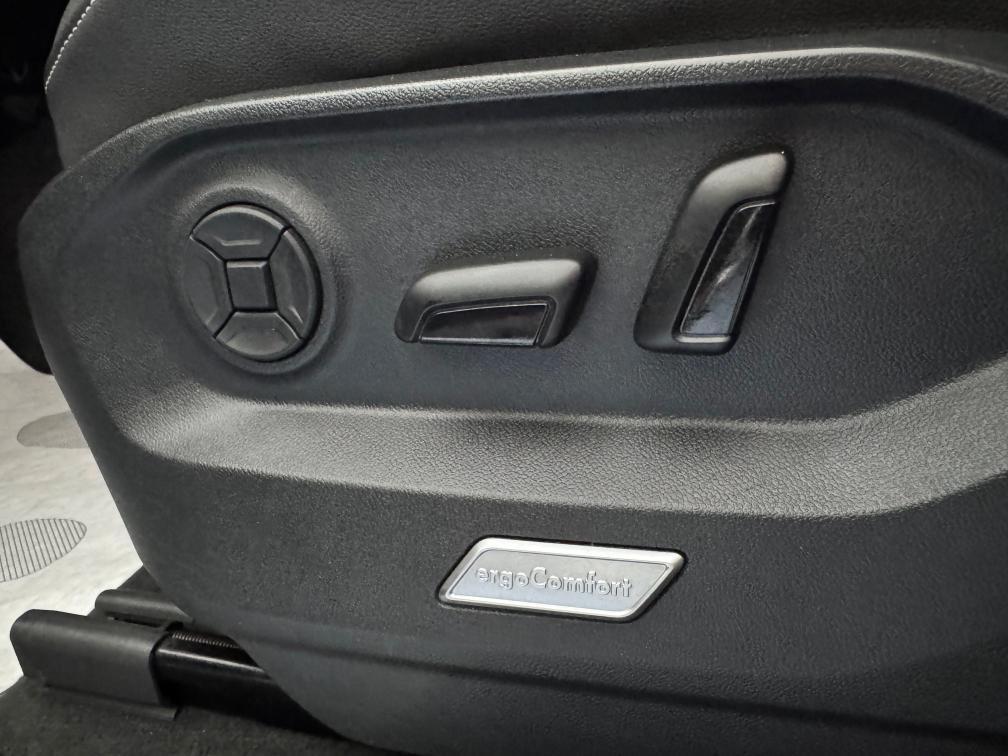 Volkswagen Touareg 3.0 V6 tdi Elegance 231cv 1Prop Da Vetrina