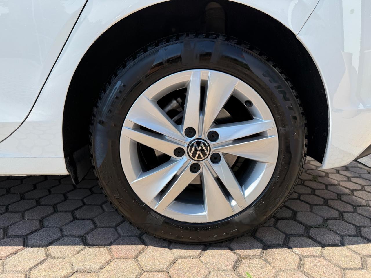 Volkswagen Golf 1.5 TGI DSG Life