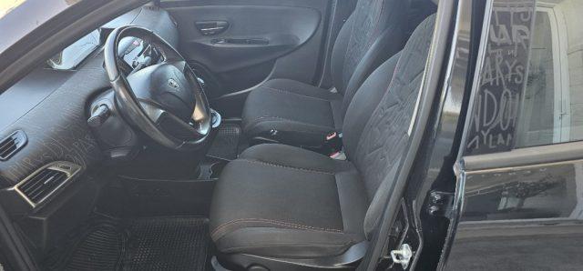 LANCIA Ypsilon 1.2 69 CV 5 porte Gold