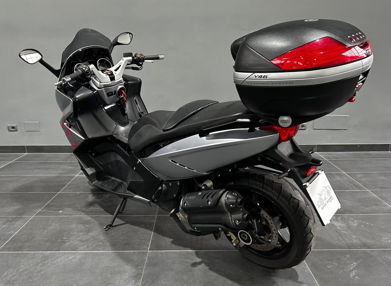 Gilera GP800 - 2011