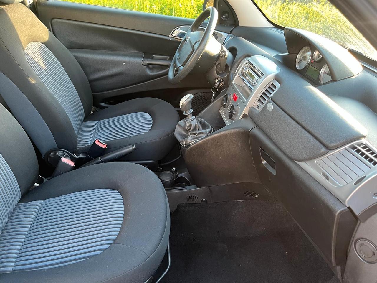 Lancia Ypsilon 1.2 Oro