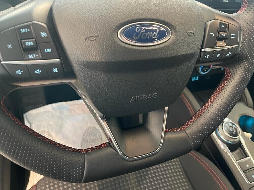 Ford Kuga ST LINE 2.5 Full Hybrid CVT 7000 KM