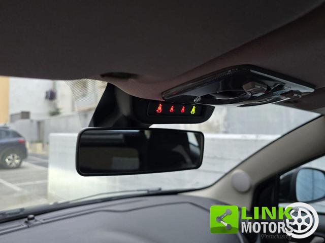 ALFA ROMEO MiTo 1.6 JTDm-2 S&S Distinctive Sport Pack