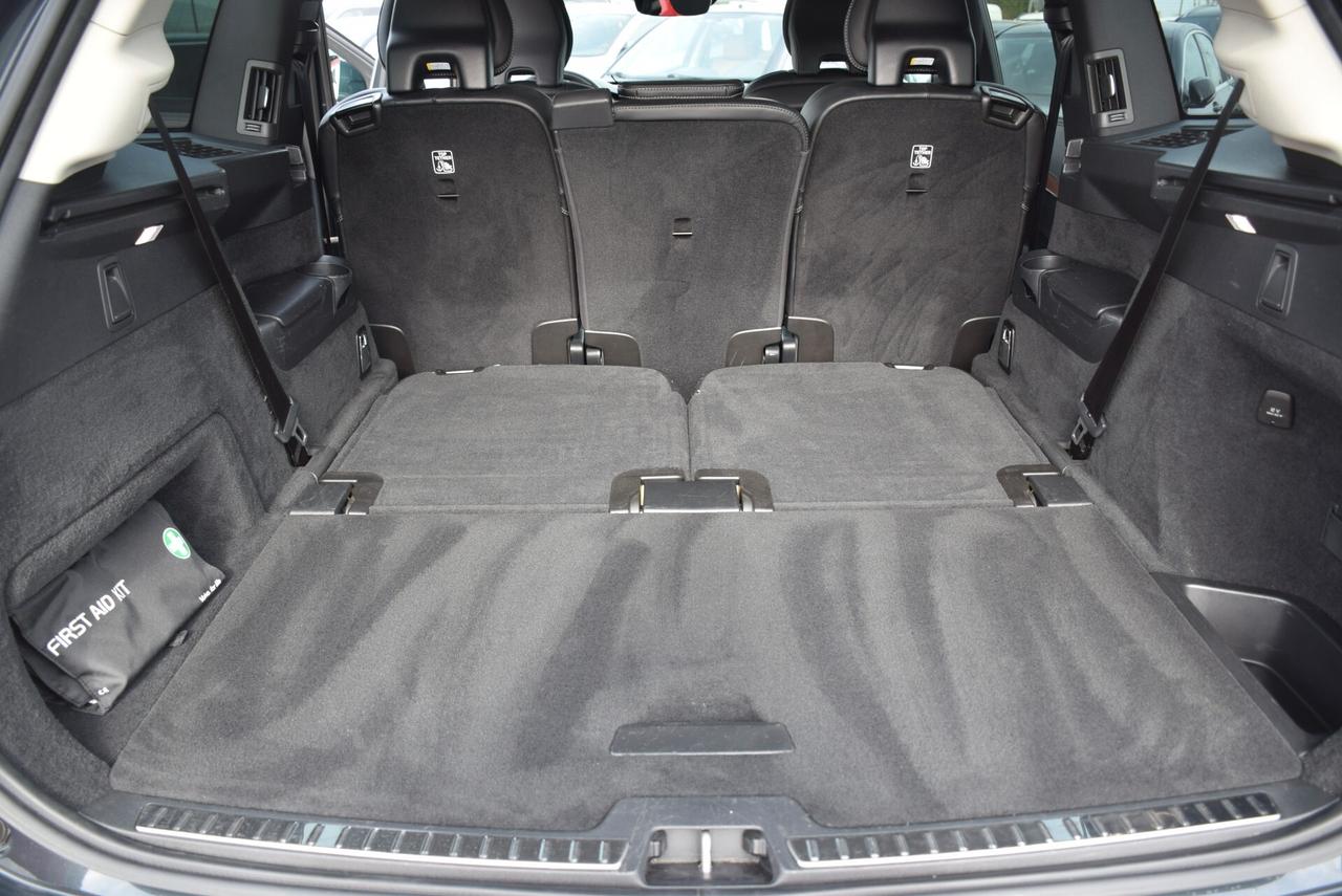 Volvo XC 90 XC90 7 POSTI 4X4 IVA DETR. 2.0 D5 AUTOM. Inscription