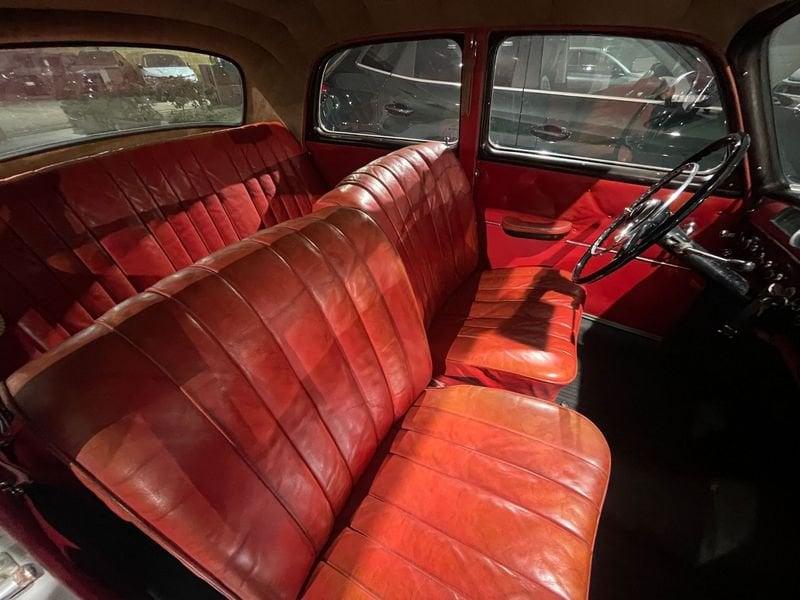 Mercedes-Benz W115 200 Mercedes-Daimler Benz 180