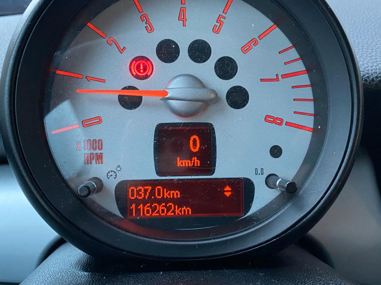 Mini 1.6 16V One (55kW)