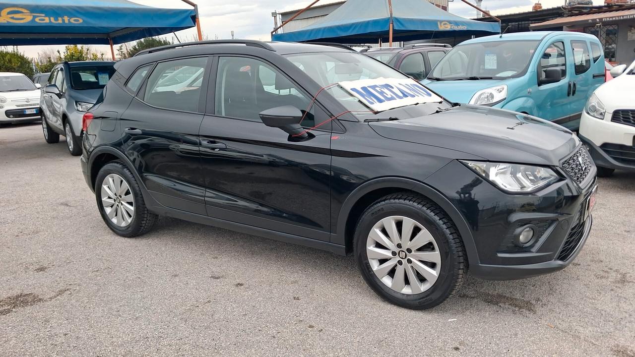 Seat Arona 1.o benzina metano
