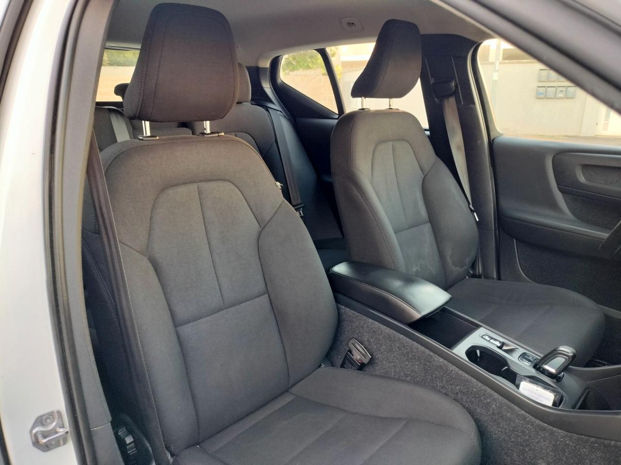 Volvo XC40 D3 AWD Geartronic Momentum