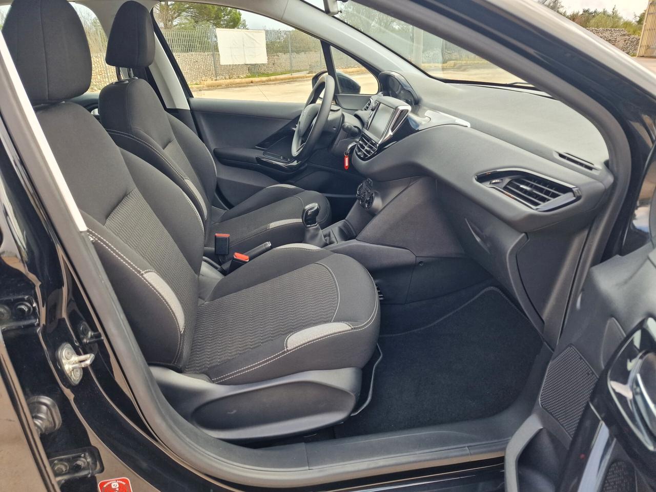 Peugeot 208 BlueHDi 75 5 porte