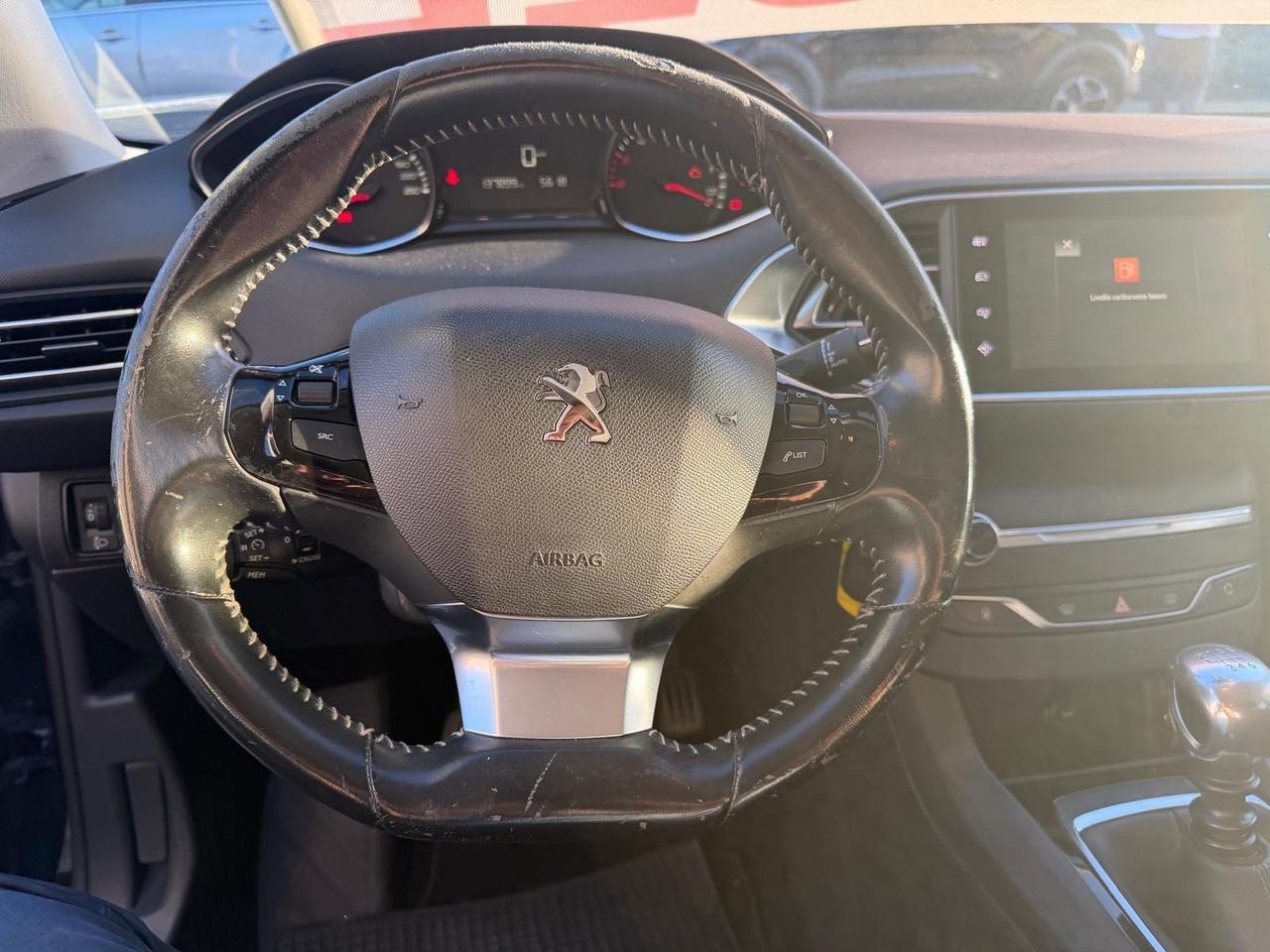 Peugeot 308 BlueHDi 120 S&S SW Allure