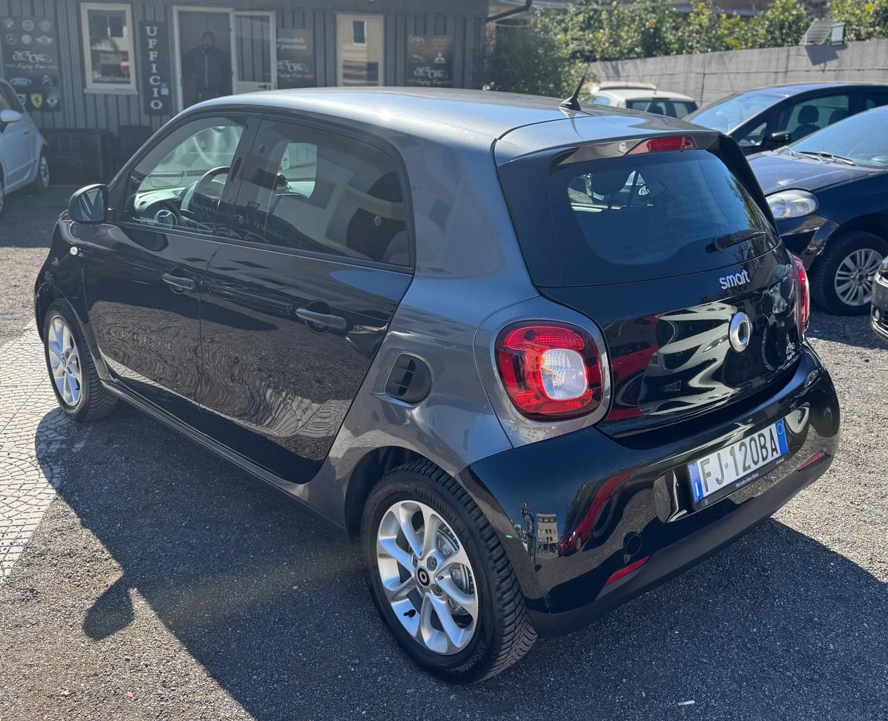 Smart ForFour 70 1.0 Prime