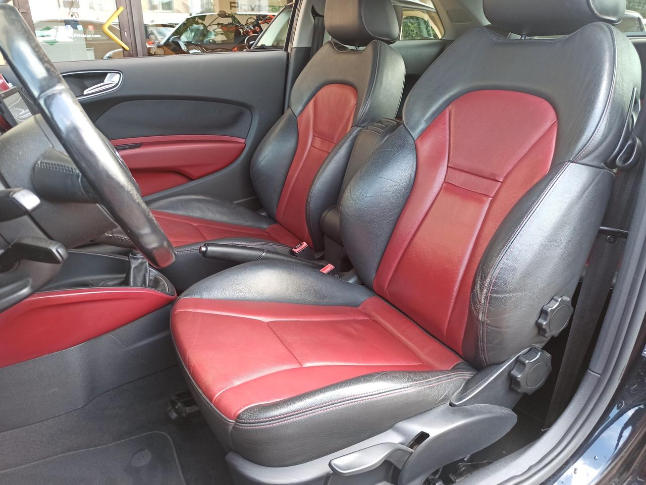 Audi A1 1.6 TDI 105 CV Attraction SLINE