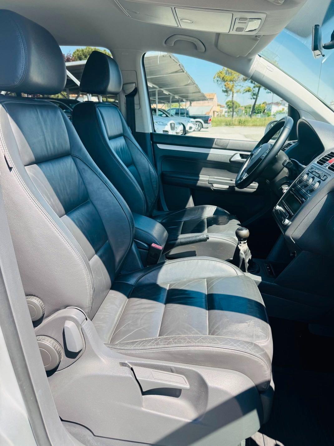 Volkswagen Touran 2.0 Trendline Ecofuel 7 POSTI