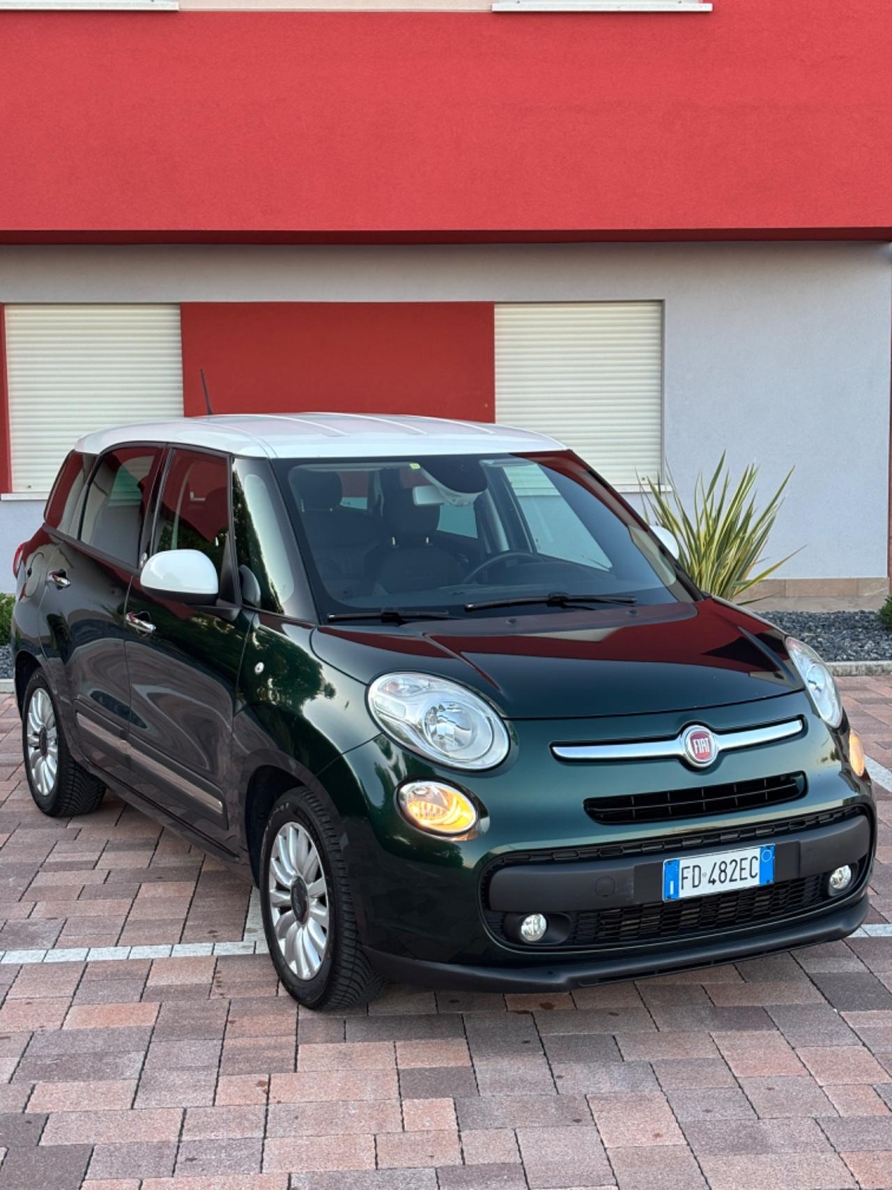Fiat 500L 1.6 Multijet 120 CV Living 7 POSTI