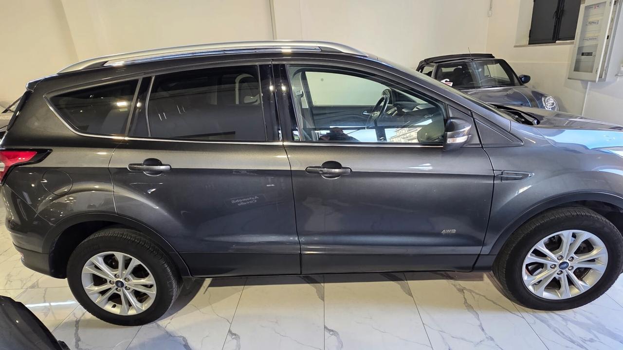 Ford Kuga 2.0 TDCI 150 CV S&S 4WD ST-Line