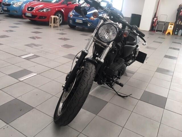 Harley-Davidson 1200 Sportster Custom SPORTSTER