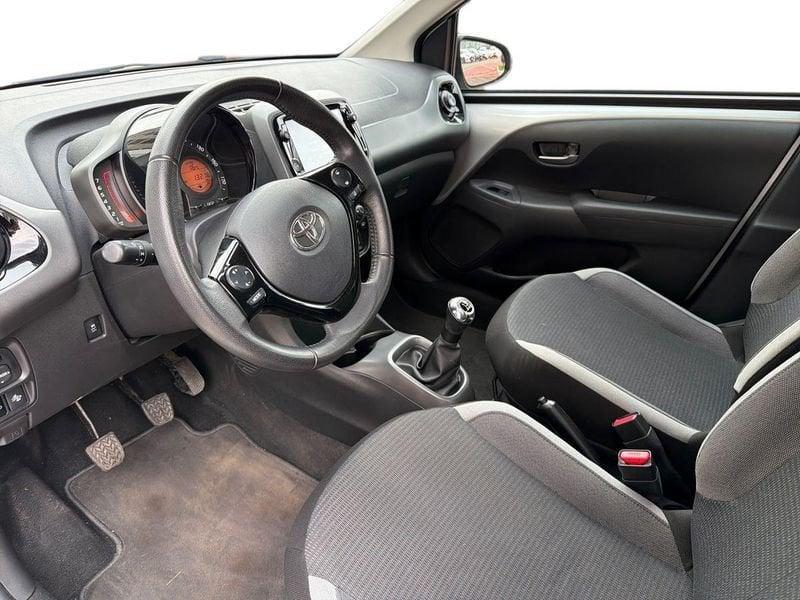 Toyota Aygo Aygo 5p 1.0 x-play 72cv