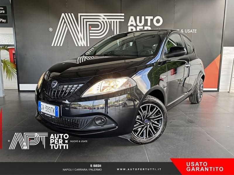Lancia Ypsilon Ypsilon 1.0 firefly hybrid Silver Plus s&s 70cv