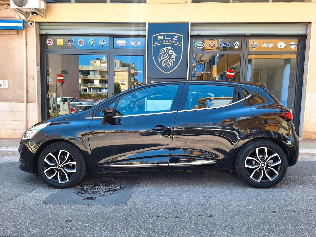 Renault Clio dCi 8V 75 CV Start&Stop 5 porte Energy Intens