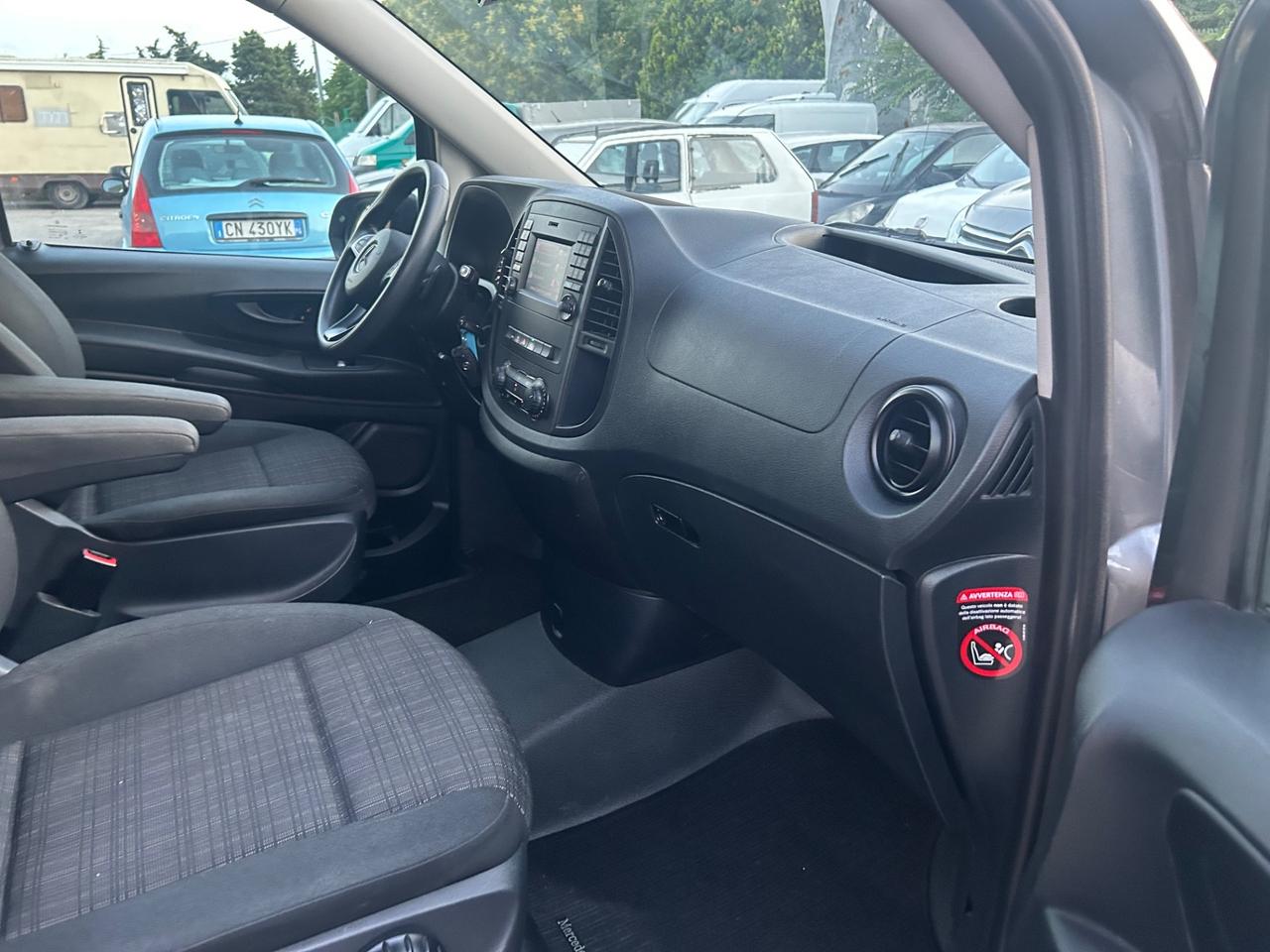 Mercedes-benz Vito 2.2 119 CDI Mixto Automatico