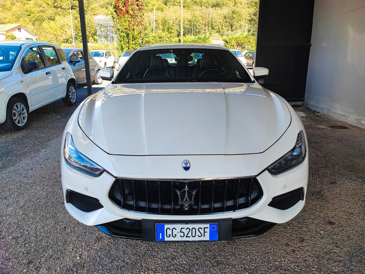 Maserati Ghibli V6 Modena PARI AL NUOVO