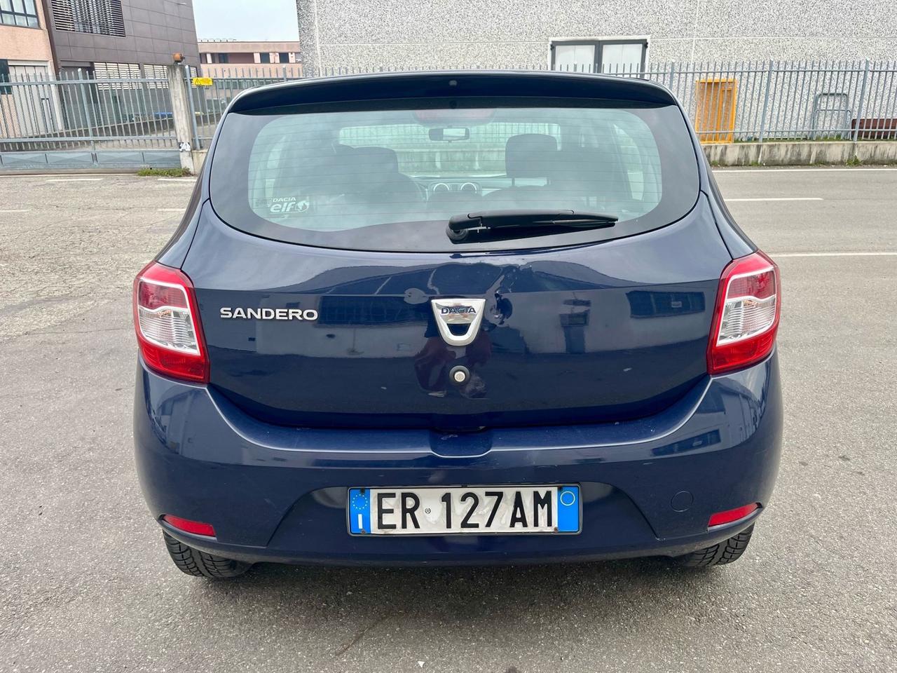 Dacia Sandero 1.2 GPL(scadenza 2033) 122.000km 2013 neopatentati