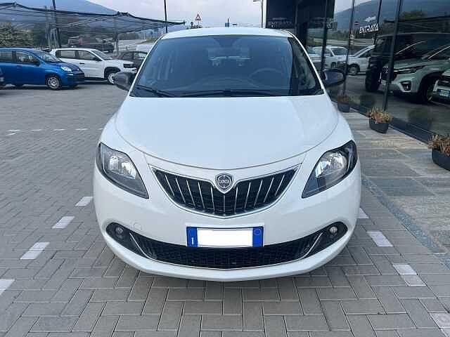 Lancia Ypsilon 1.0 FireFly 5 porte S&S Hybrid Platino