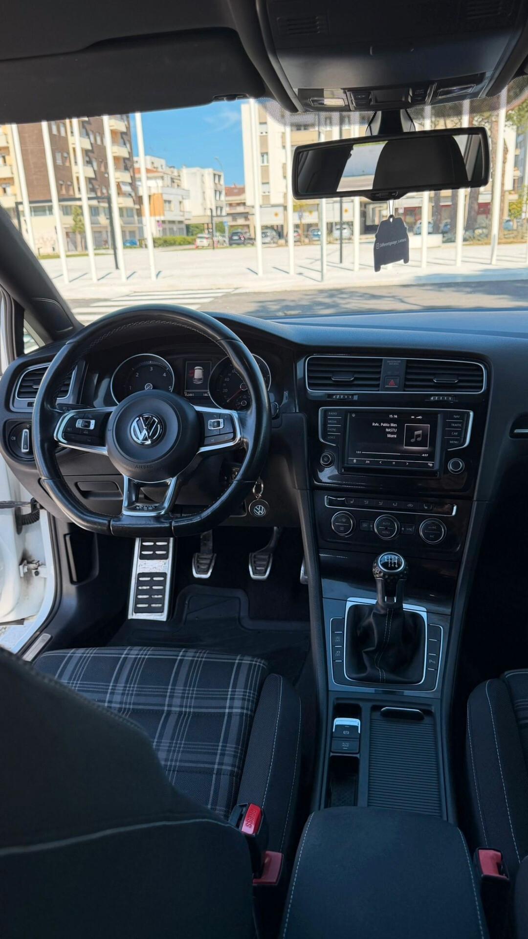 Volkswagen Golf GTD 2.0 TDI 5p. BlueMotion Technology