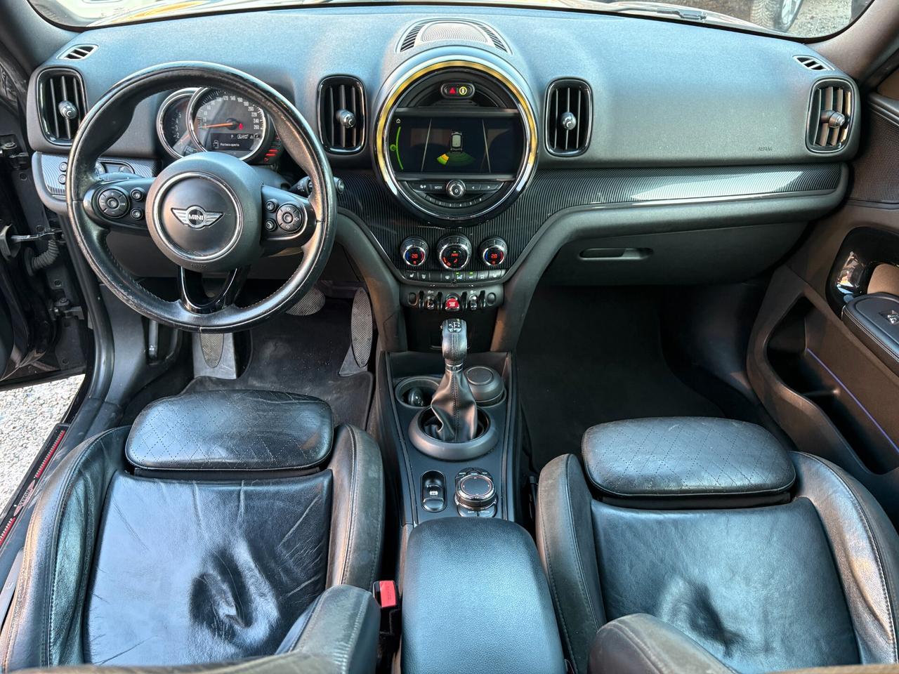 Mini Countryman 2.0 SD Hype Automatica-Unico Prop