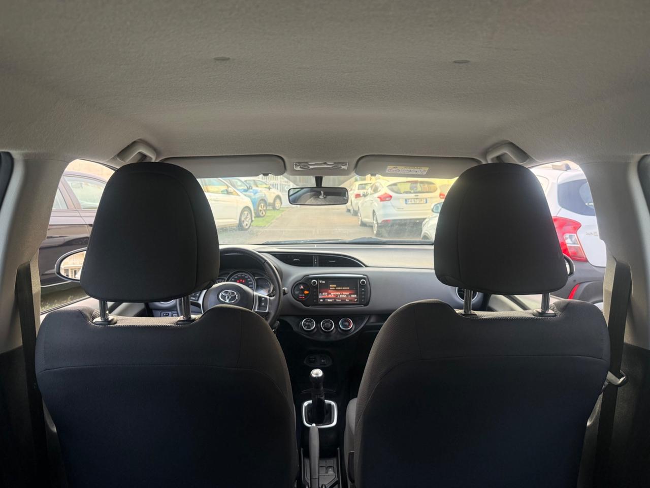 Toyota Yaris 1.0benzina 5 porte km57.000 - 2015