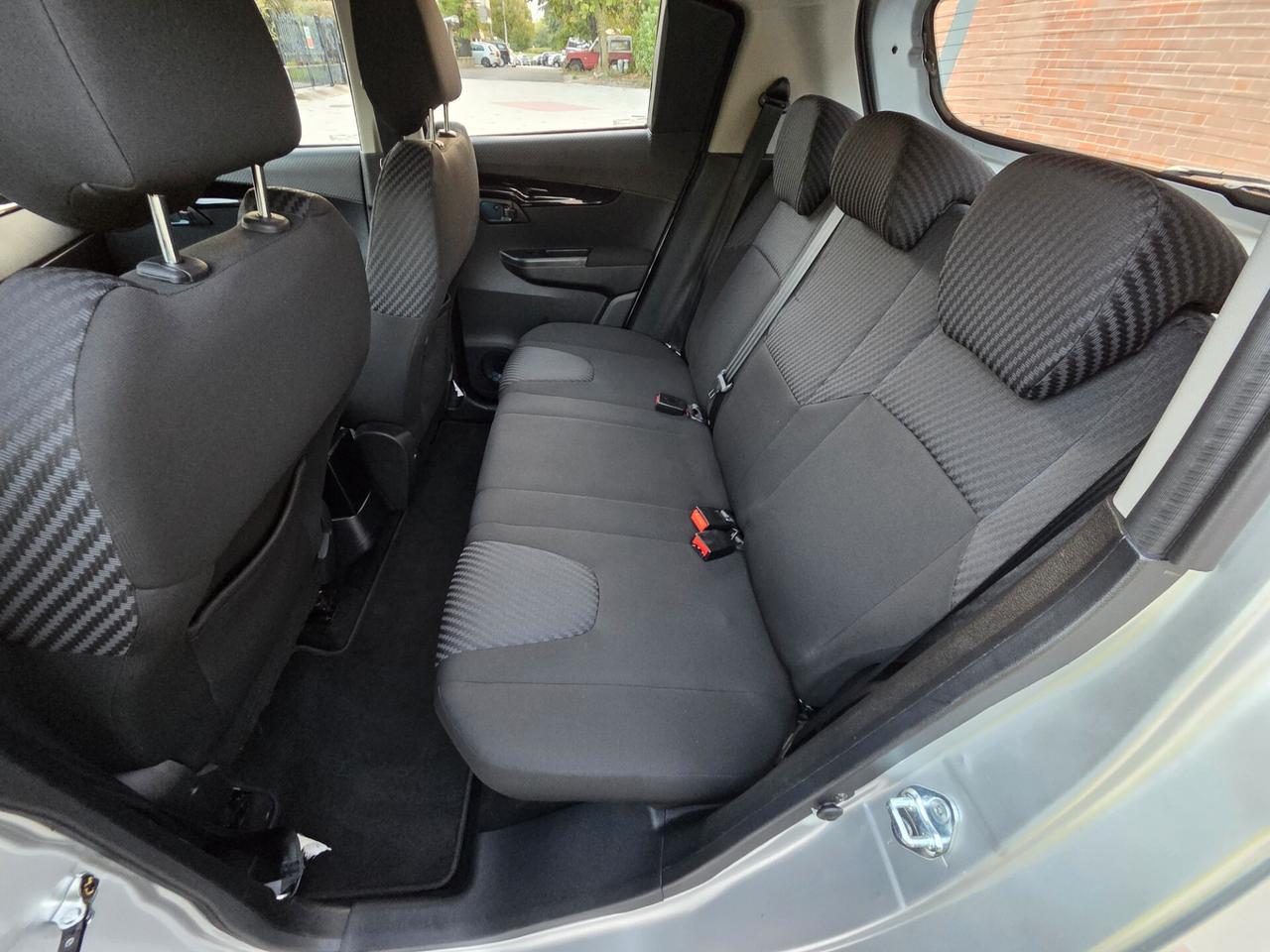 Mahindra KUV100 1.2 VVT 87cv M-Bifuel(GPL) K8