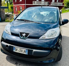 Peugeot 107 1.0 68CV 5p. Sweet Years 2Tronic