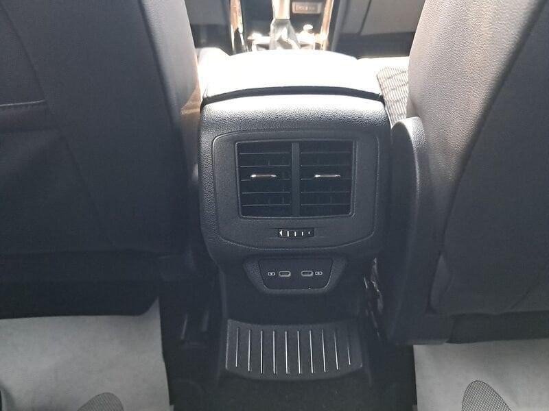 Volkswagen T-Roc T-Roc 1.5 TSI ACT DSG R-Line